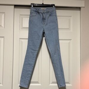 Levi's Women's 701 High Rise Super Skinny Jeans, light blue, Size 26, NWOT